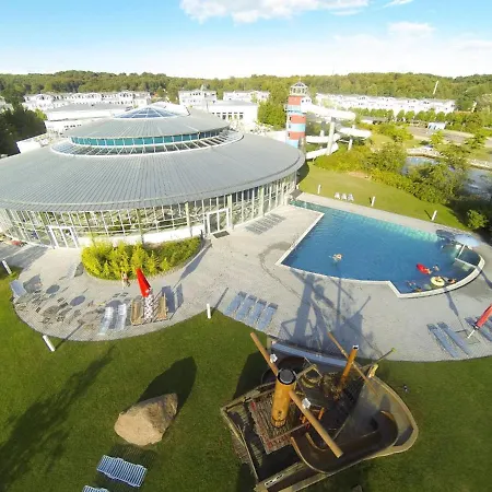 Ruegen-beach-house-haus-schostek