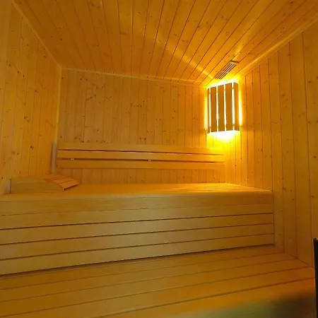 Ruegen-beach-house-haus-schostek Feriehus *