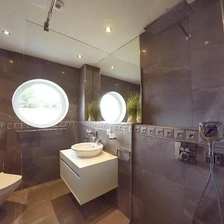 Ruegen-beach-house-haus-schostek Feriehus Goehren (Ruegen)