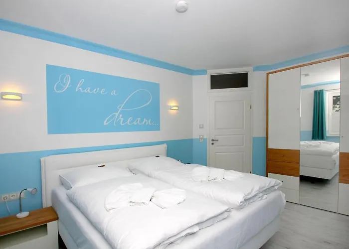 Casa vacanze Ruegen-beach-house-haus-schostek